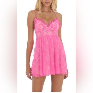 Lucy In The Sky A-Lace Chemise A-line Dress in Vibrant Pink S
